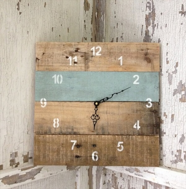 Wood Pallet Clocks