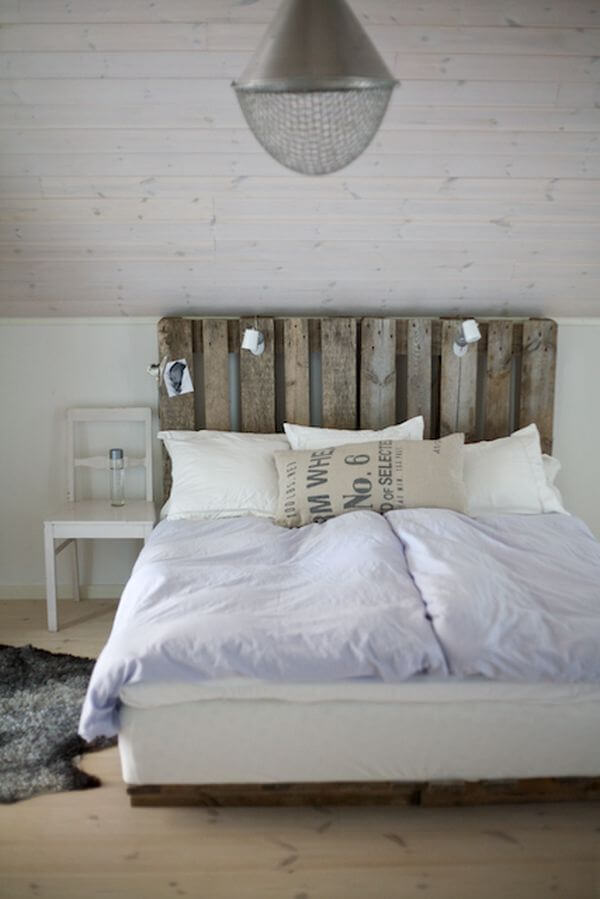 wooden pallet headboard for modern bedroom.