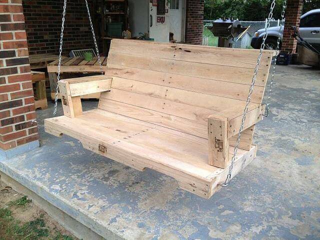 Enjoy with Pallet Porch Swing in Leisure Time | 101 Pallets