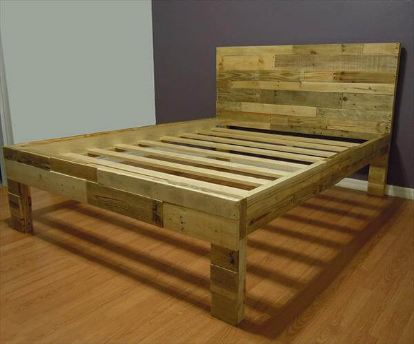 DIY Pallet Bed | 101 Pallets