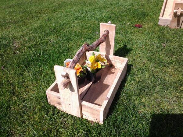 posts outdoor diy pallet garden table diy pallet toolbox and planter 
