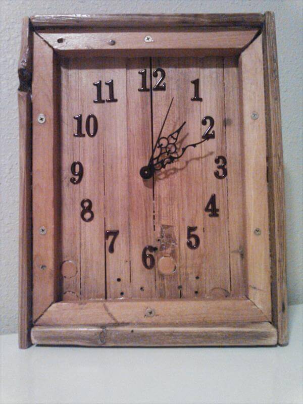 DIY Pallet Wood Clock | 101 Pallets
