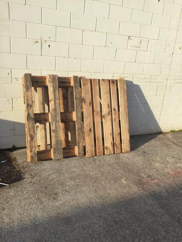 DIY: How to Build a Pallet Table 101 Pallets