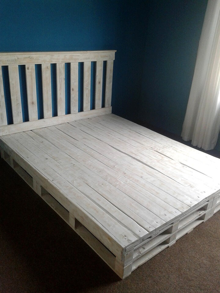 Recycled Pallet Bed Frame | 101 Pallets