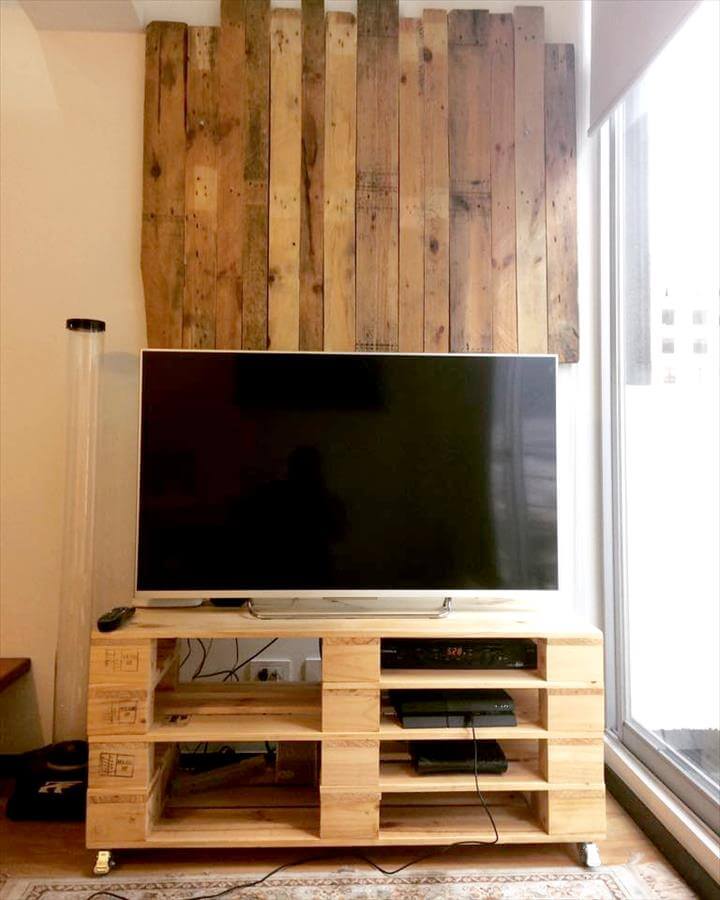 DIY 20 Upcycled Wood Pallet Ideas | 101 Pallets