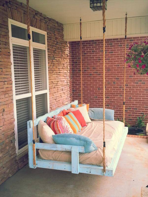 DIY Reclaimed Pallet Wood Porch Swing | 101 Pallets Pallet Patio Swing