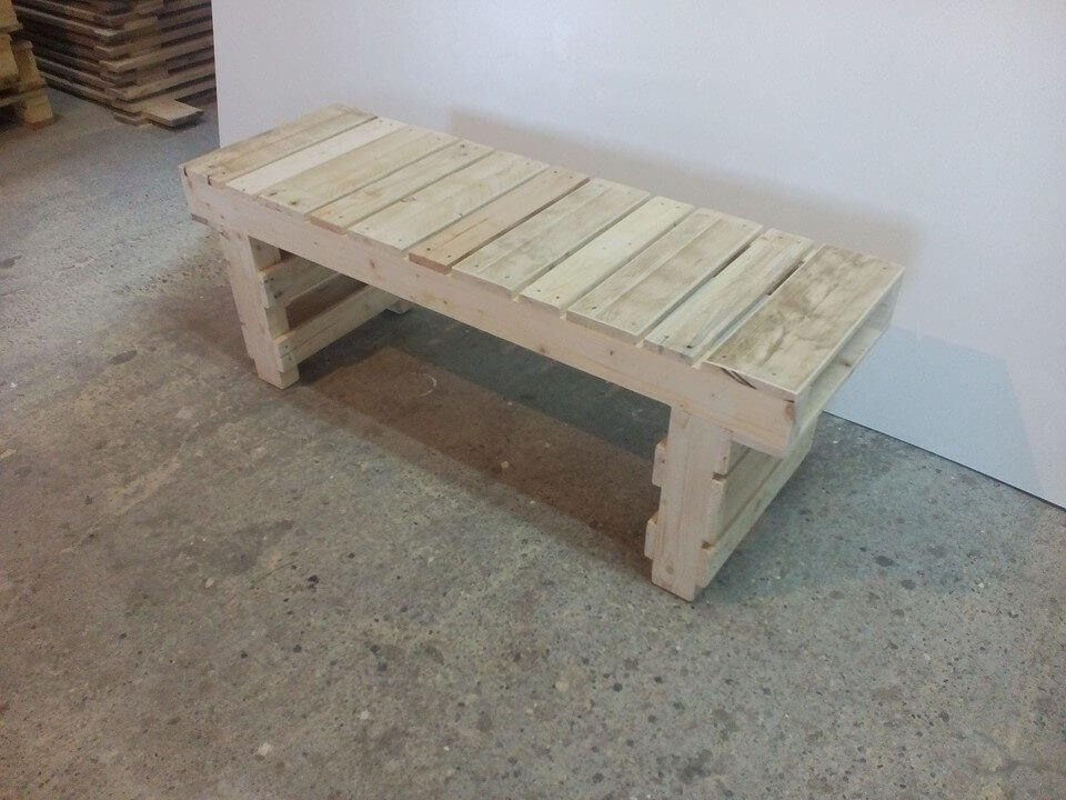 Old Pallet Wood Bench | 101 Pallets