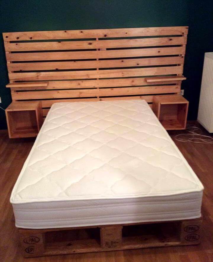 DIY Pallet Bed with Shelved Headboard | 101 Pallets